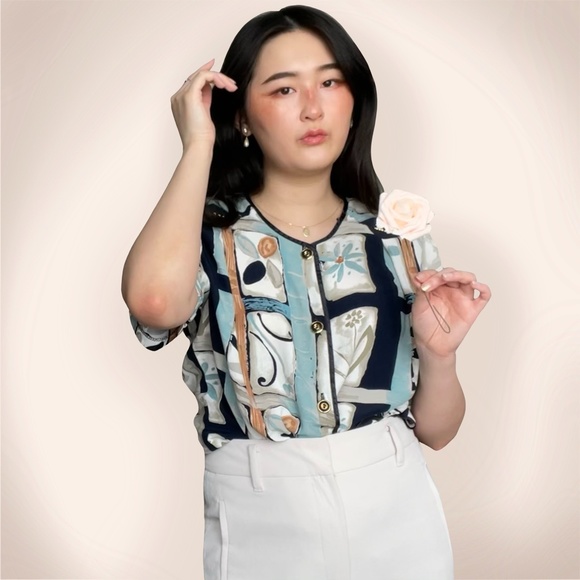 vtg blue & white floral geometric button up - Picture 3 of 4